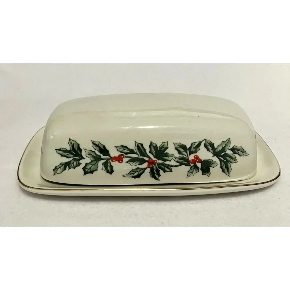 Vtg Formalities Baum Bros Covered Butter Dish Holly Berries Holds 1/4 lb. Stick